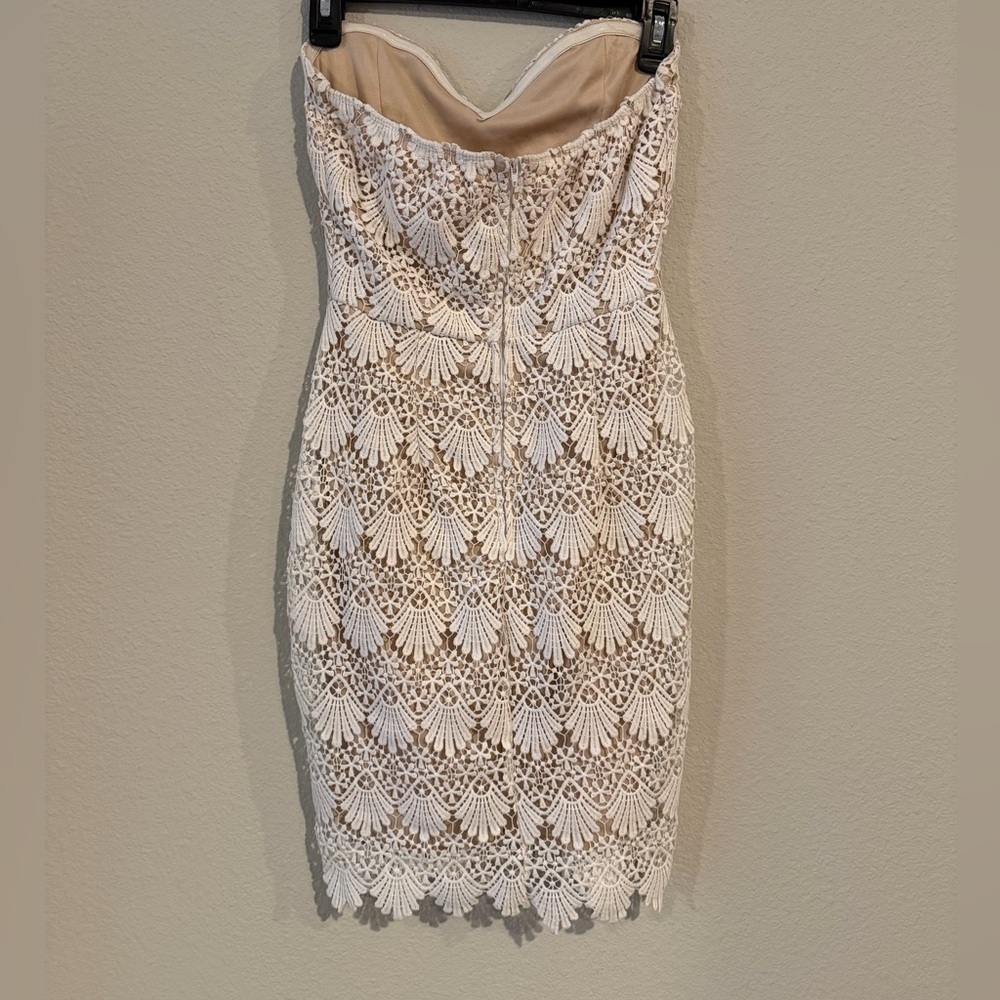 Charlotte Russe Strapless Lace Crochet Bodycon Mini Dress Size XS - Picture 3 of 6